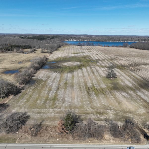 Farmland With Pleasant Lake Frontage In Lapeer Co MI